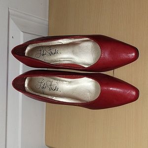 Life Stride Shoes | Women's Claire Red Pumps |Career Heels